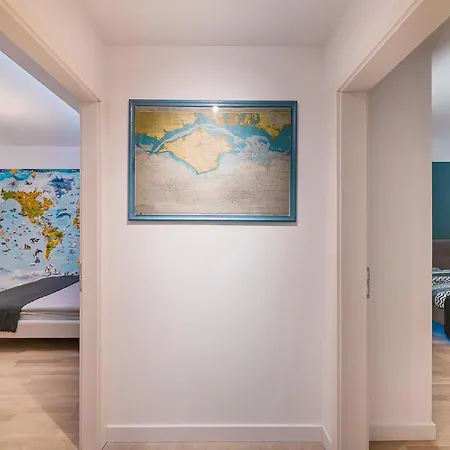 Casa Noastra De La Mare * Нэводари